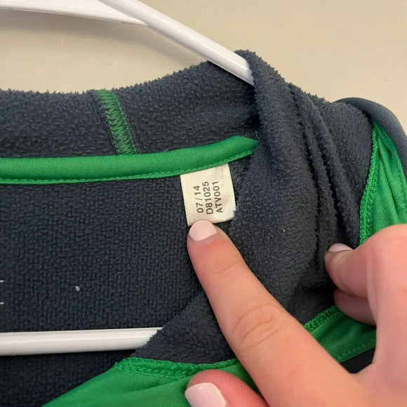 Adidas Mens Gray Sweatshirt M Fleece Hoodie Long Sleeve Pullover Soccer Workout - Picture 9 of 10